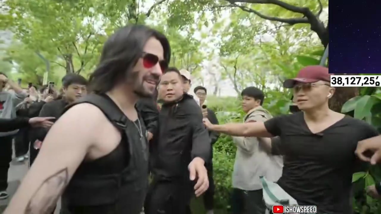 谈球吧体育app下载Speed在深圳直播遇到“强尼银手”：John Wick你怎么在中国？！