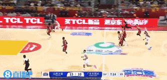 谈球吧官网登录入口帽子戏法！胡明轩连中3记三分 帮助广东占据场上主动